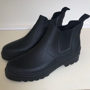 Gardening shoes or rain boots